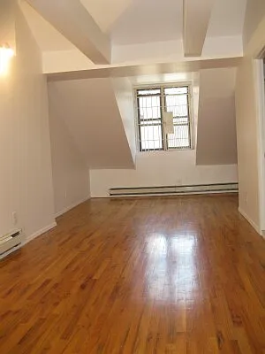 Rented by Tower Brokerage | media 56