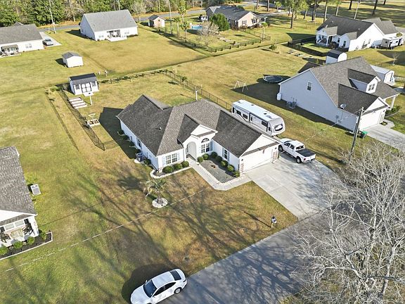 2nd image of 508 Loblolly Ln.