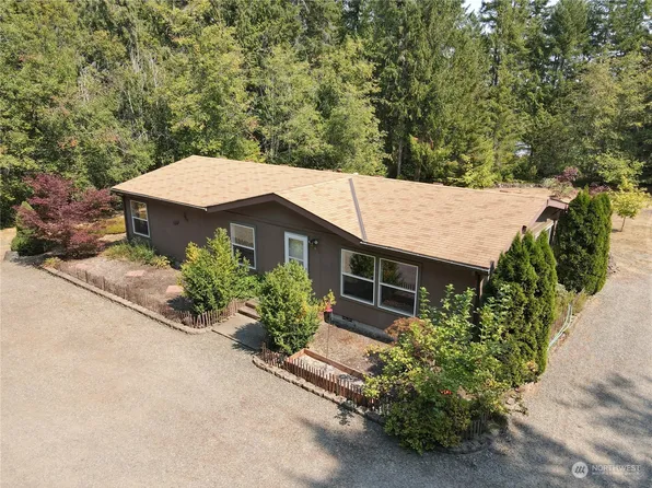 261 N Suncrest Drive, Hoodsport, WA 98548