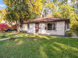 37 18th Ave N, Hopkins, MN 55343
