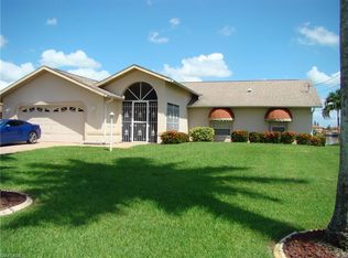 431 Avalon Dr, Cape Coral, FL 33904