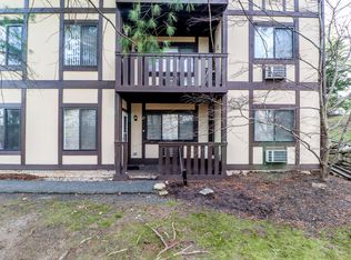 Rollingwood, Brookfield, CT 06804