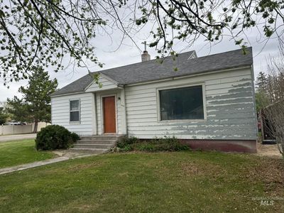 1006 Montana St, Gooding, ID, 83330