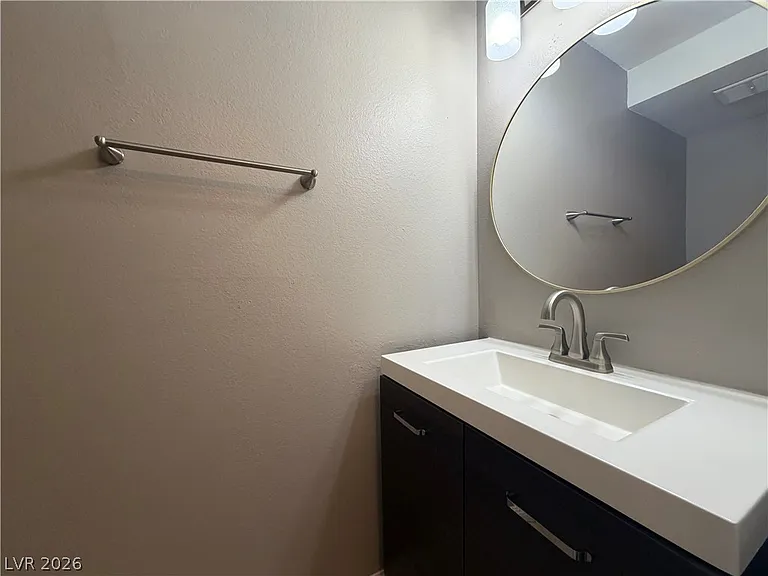 6207 Meadow Brook Ln — Photo 7