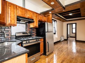 88 Starr St, Brooklyn, NY