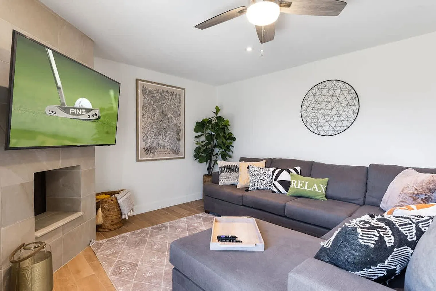 4 bed, 2.0 bath, $6,379 — Photo 2