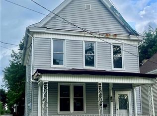 5 Hacker Ave, Jeannette, PA 15644