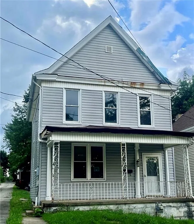5 Hacker Ave photo 1