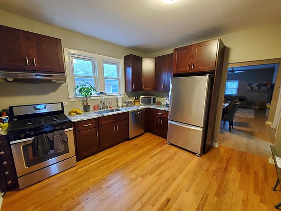 2nd image of 5449 N Mulligan Ave