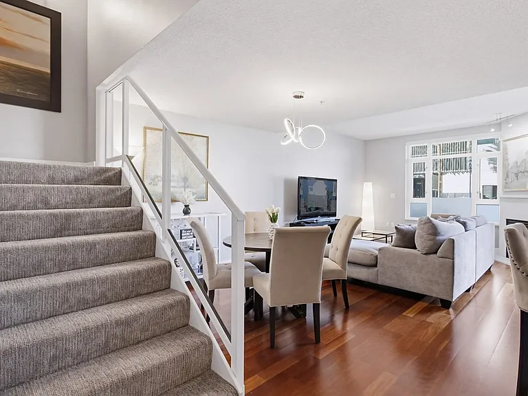 1169 Pacific Hwy #107 — Photo 17