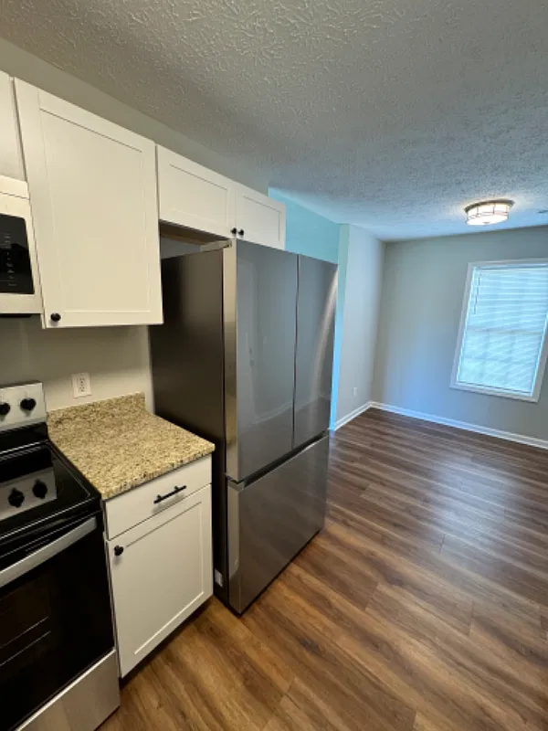7005 Alamosa Drive — Photo 3