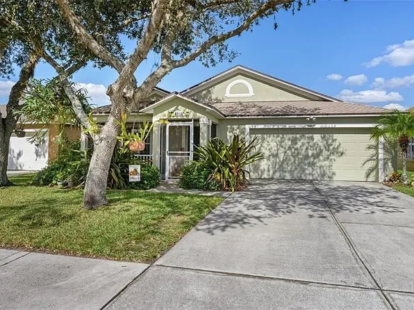3703 Golden Eagle Dr, Land O Lakes, FL 34639
