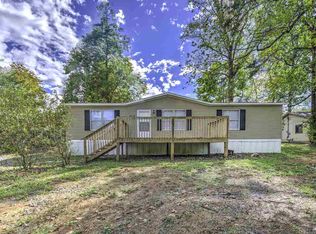 916 Navaho Ln, Strawberry Plains, TN 37871