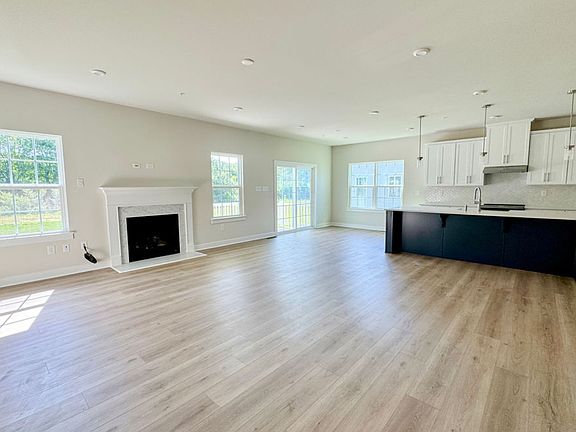 Lehigh with Finished Basement