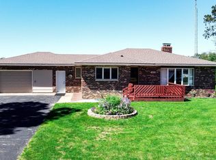 450 W 24th St, Buffalo City, WI 54622