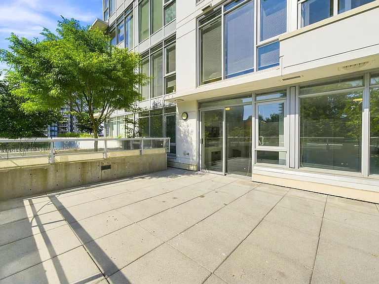 175 W 2nd St #307 — Photo 13