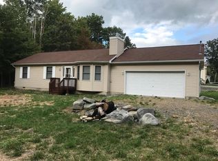 662 Oneida Dr, East Stroudsburg, PA 18302