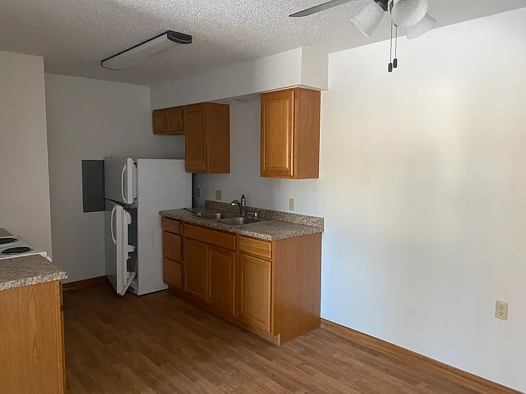 167 Cottage St #3 — Photo 1