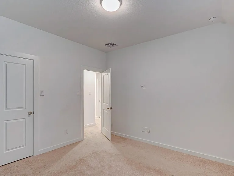 5115 Klein Orchard Dr — Photo 12