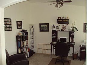 5th image of 123 37th Dr SW