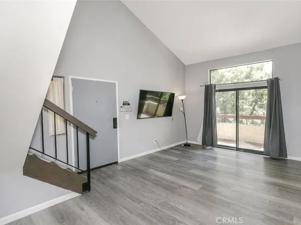 28031 Sarabande Ln Unit 128, Santa Clarita, CA 91387