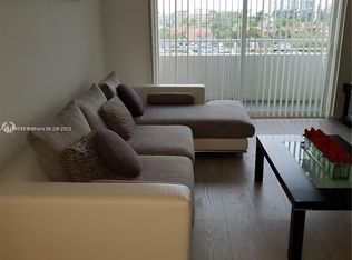 2775 NE 187th St APT 404, Aventura, FL 33180