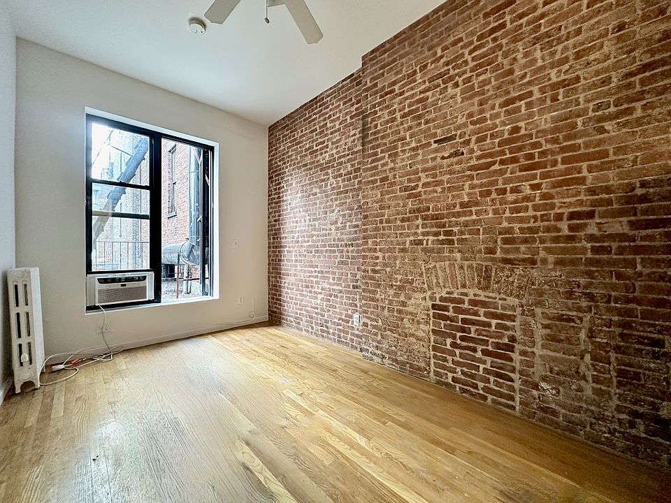 1st image of 103 W 70th St APT 4B