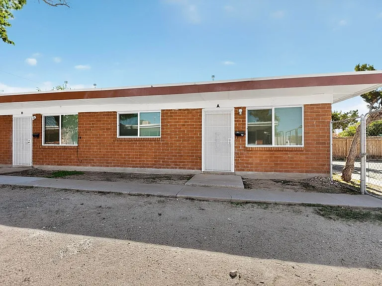 536 Cardenas Dr SE — Photo 11