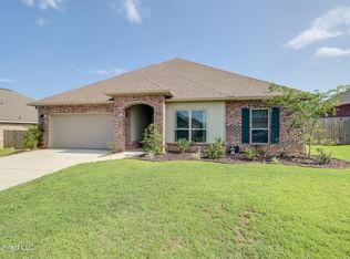 15210 Windmill Ridge Pkwy, Diberville, MS 39540