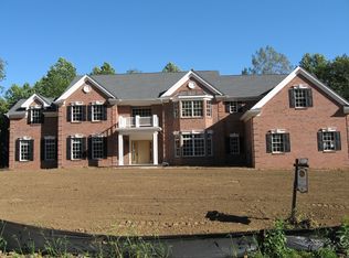 11 Waterfall Dr, Mendham, NJ 07945