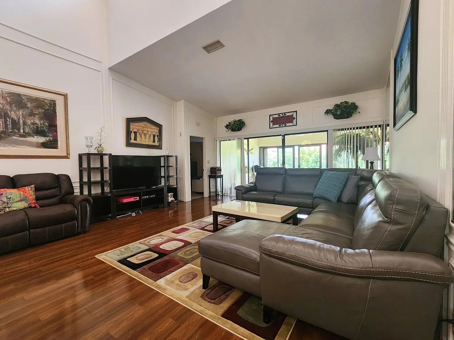 2 bed, 2.0 bath, 1707 sqft, $5,200 — Photo 4