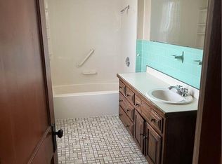 477 Wood Ave APT 1, Woonsocket, RI 02895