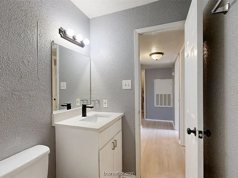 1524 Pine Ridge Dr #B — Photo 16