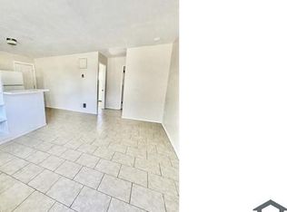 5743 11th St, Zephyrhills, FL 33542