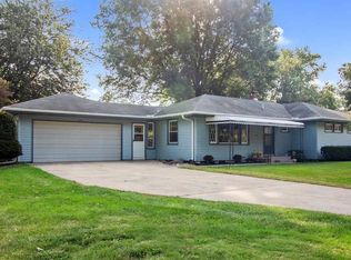 211 Westlawn Ave, Parma, MI