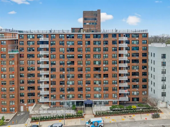 123-40 83 Ave #9J, Kew Gardens, NY 11415