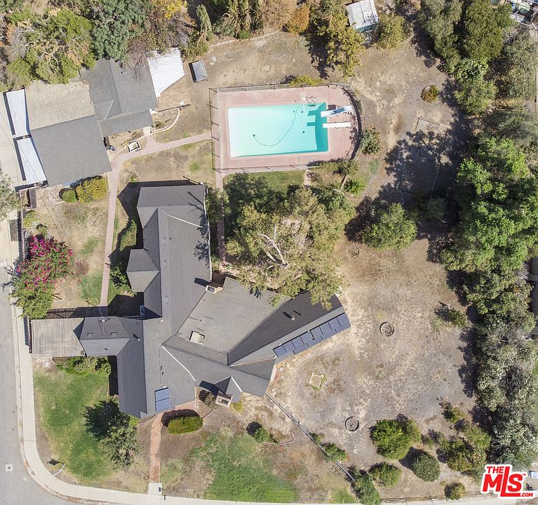 1st image of 500 Magnolia Ave