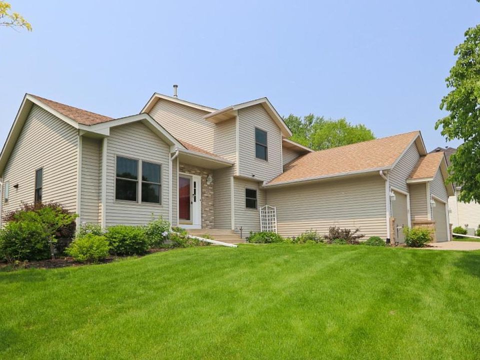 1st image of 9587 Brookview Cir