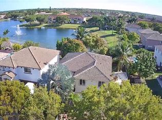 Lago Mar 1st Addn, Miami, FL 33193