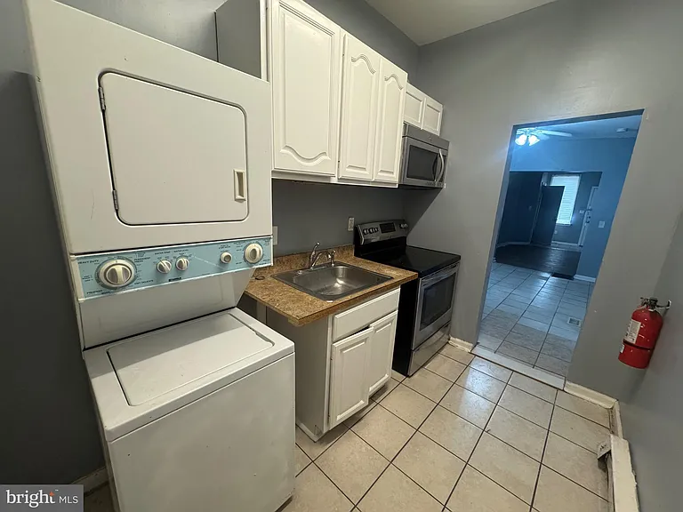 5000 Litchfield Ave #1 — Photo 6