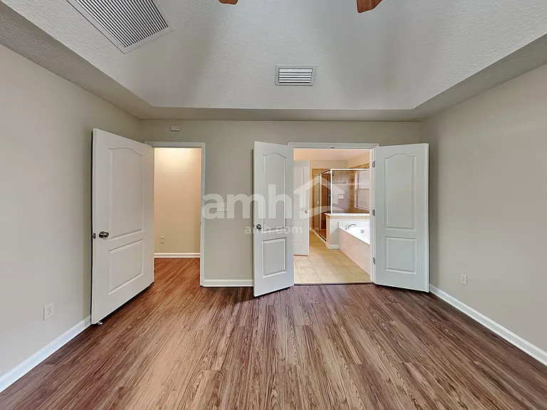 1224 Belhaven Ln — Photo 10