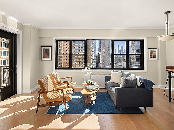 2nd image of 165 W 66th St APT 21J