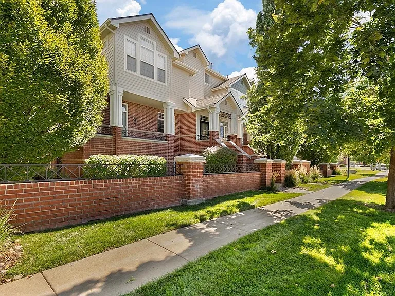 1477 S Dayton Ct — Photo 26