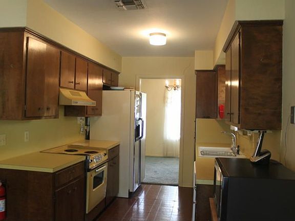5th image of 4226 Mulligan Dr