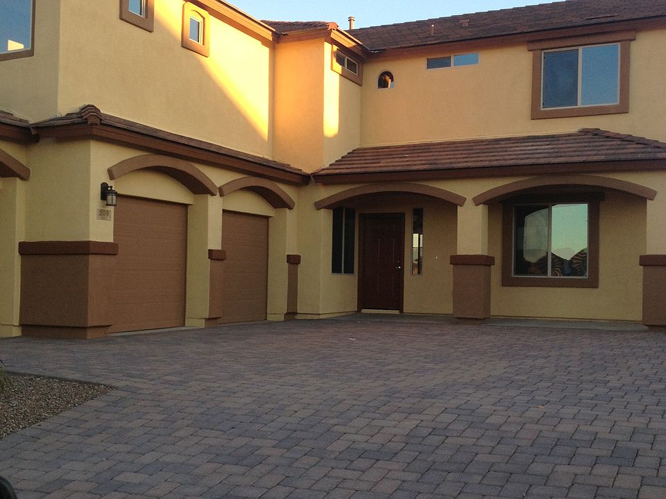 1st image of 209 W Calle Las Tunas