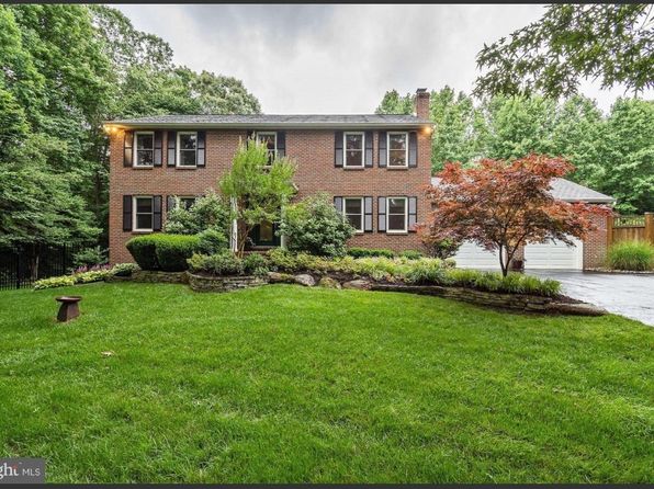 8035 Tuckers Trl, Owings, MD 20736