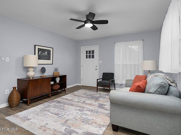 5th image of 206 N Lumber Street