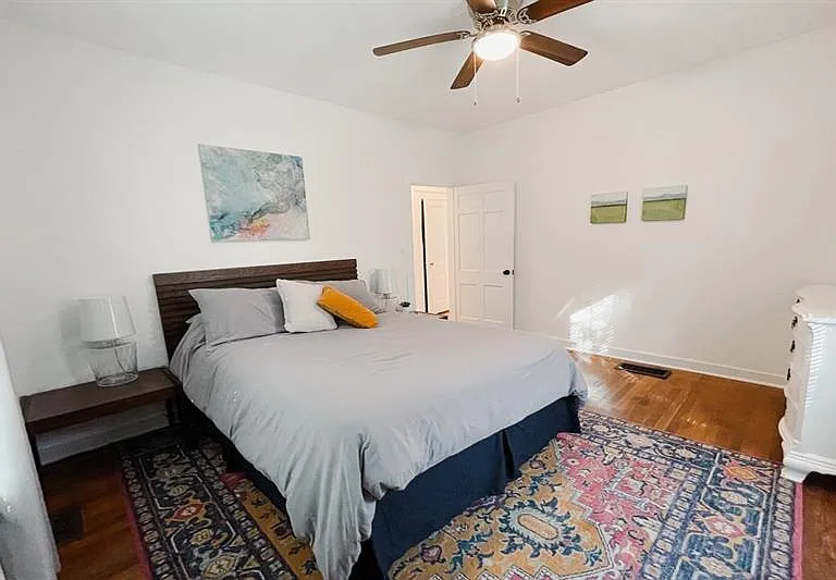 1408 Memorial Dr SE #UPSTAI — Photo 17