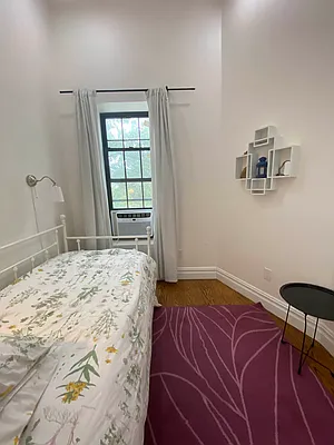 Rented by The Brokerage Group LLC | media 33