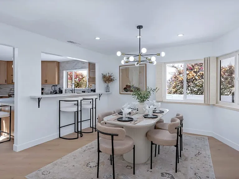 Mountcastle Dr — Photo 6
